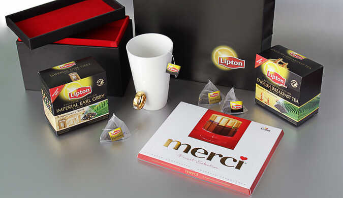 Креативные бизнес-подарки с логотипом для бренда Lipton
