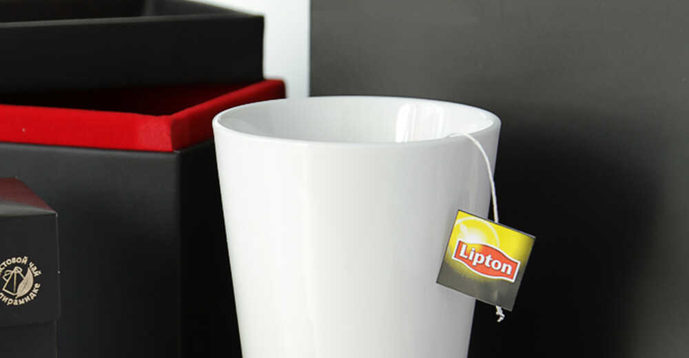 Креативные бизнес-подарки с логотипом для бренда Lipton