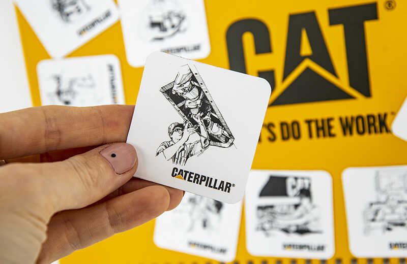 Квартальный календарь Caterpillar с магнитами