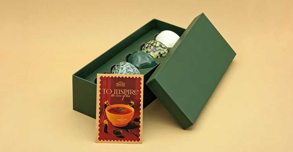 Новогодний подарочный набор для партнёров AHMAD TEA