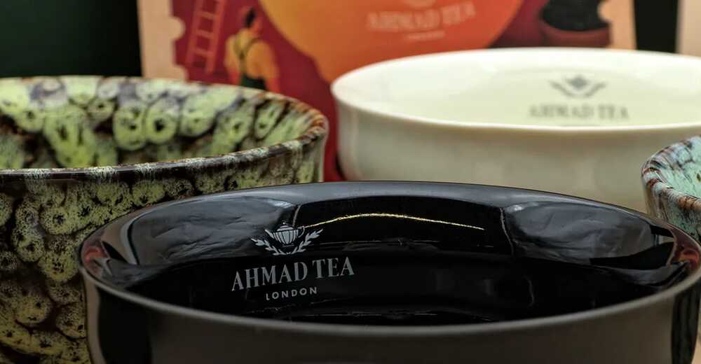 Новогодний подарочный набор для партнёров AHMAD TEA