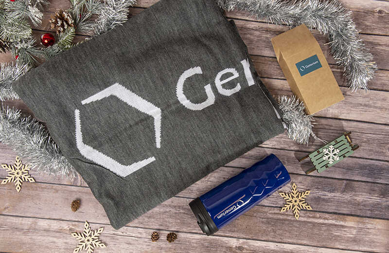 Новогодний корпоративный подарок Generium