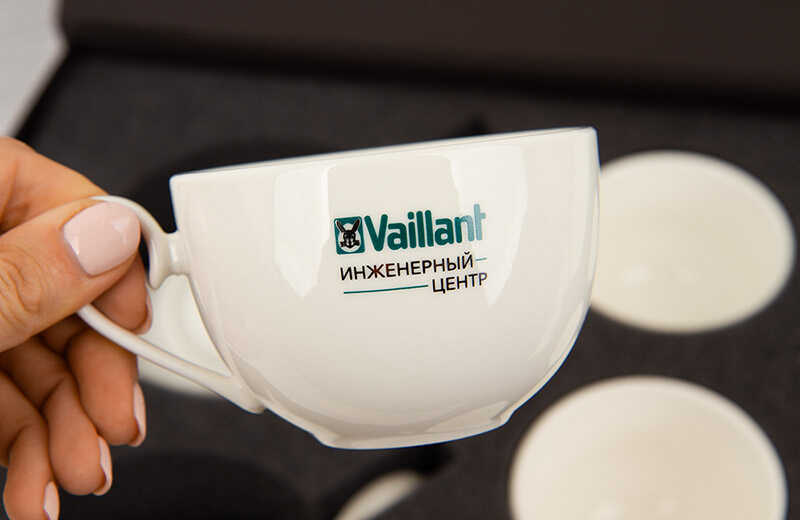 Корпортивный подарок с сервизом Vaillant