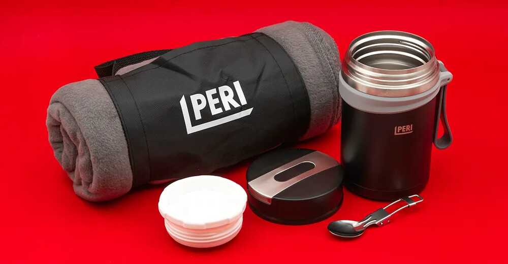 Новогодние корпоративные подарки для PERI