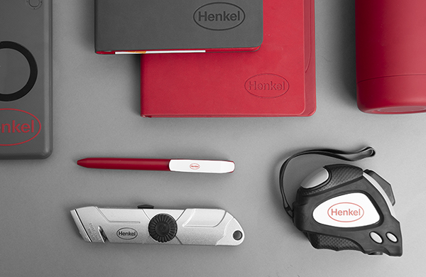 Деловые подарки с логотипом Henkel