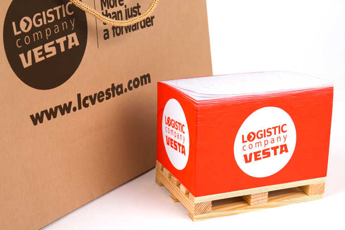 Пакет, квартальный календарь, блок на палете для «Logistic Company Vesta»