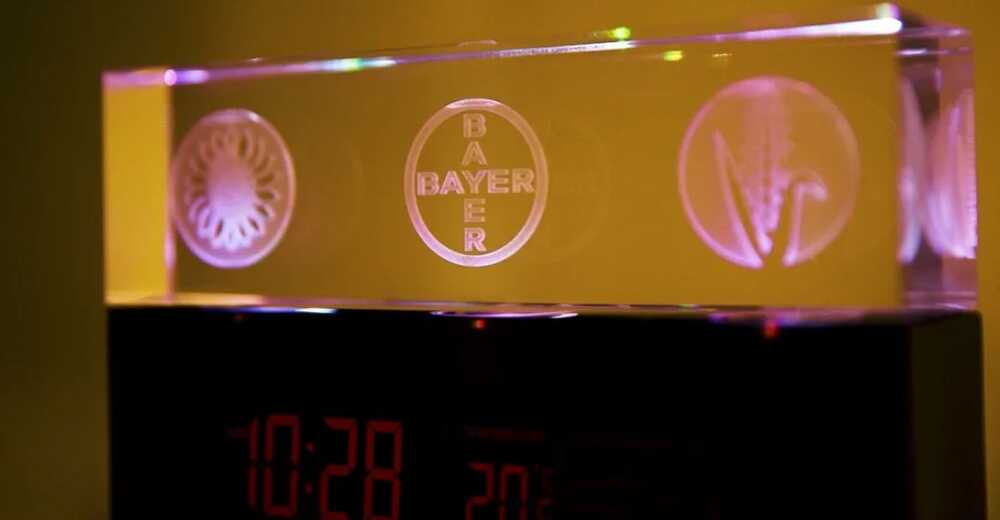 Эксклюзивные бизнес-подарки с логотипом для компании Bayer