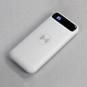 Беспроводное зарядное устройство "Quantum", 10000 mAh с цифровым индикатором заряда бел