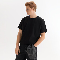 Футболка унисекс Крис (Kris), 150 гр., черная, размер L ЧЕРН